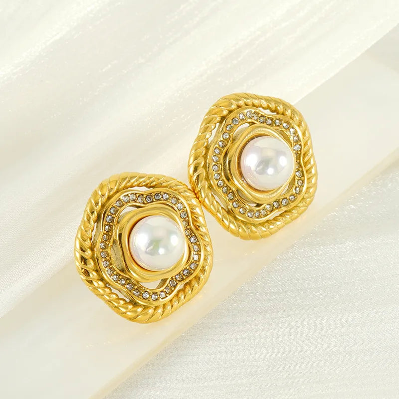 Flora Pearl Flower Stud Earrings