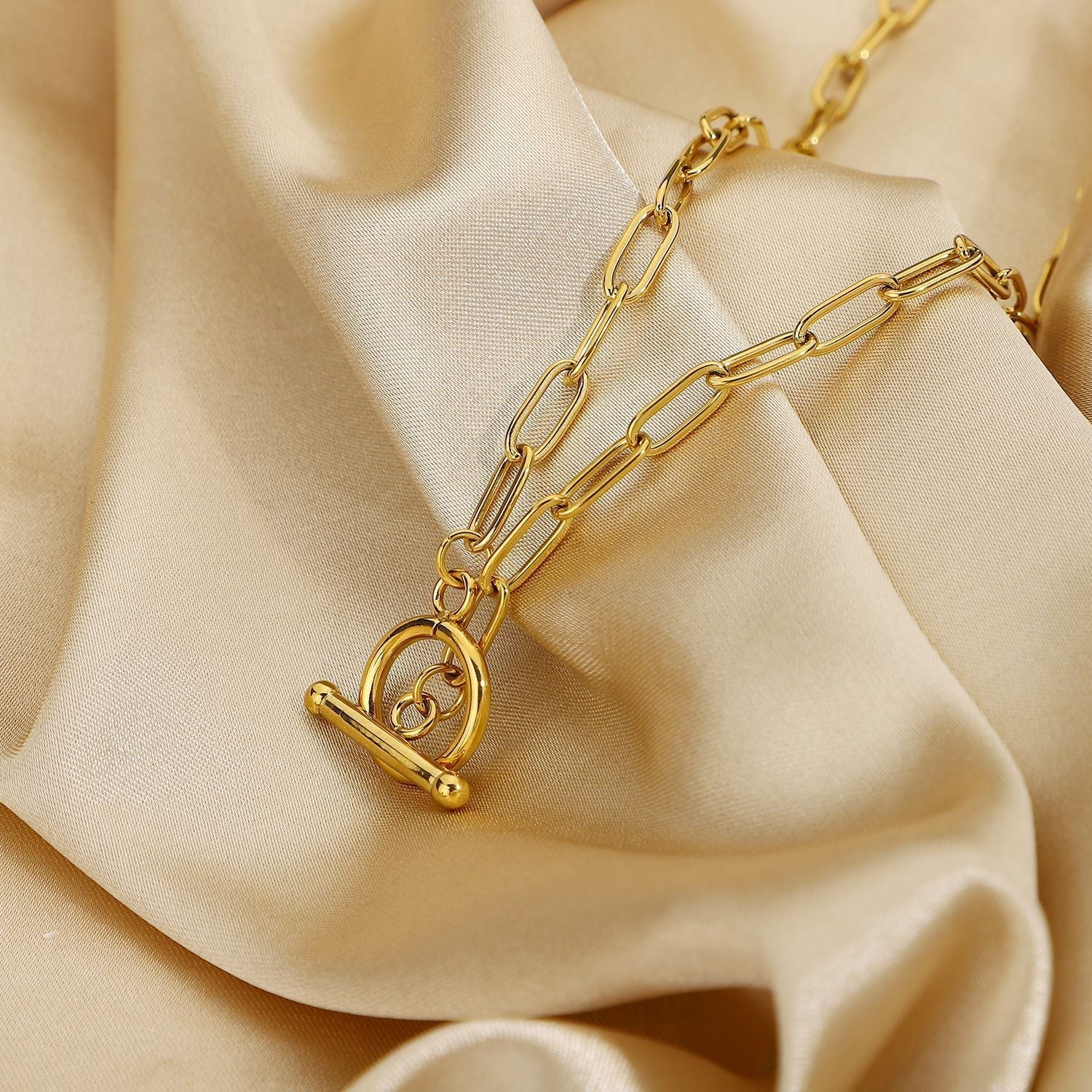 Aveline Gold Chain Necklace