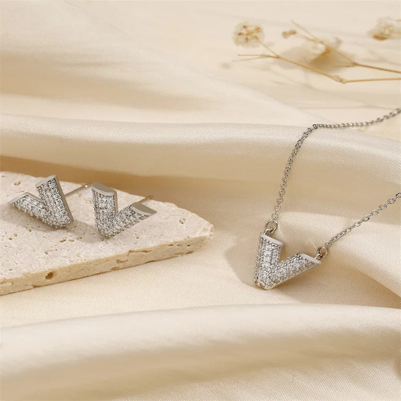 Vera V-Shape Zircon Jewelry Set