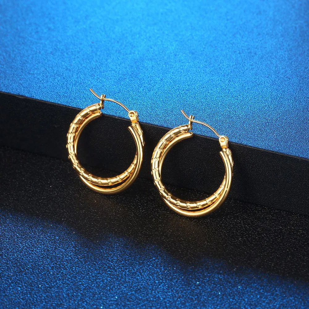 Oria Circle Hoop Earring